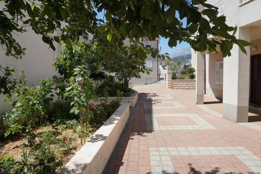 Apartment With A Parking Space - 22758